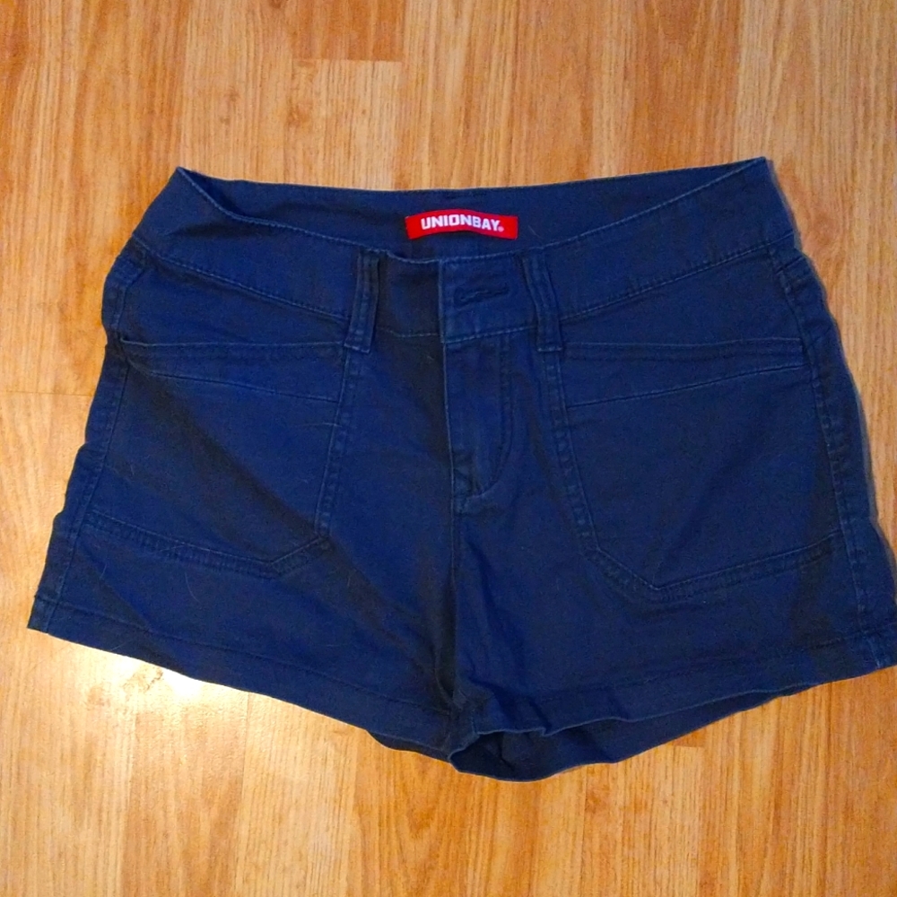 Unionbay shorts size 5 medium gray